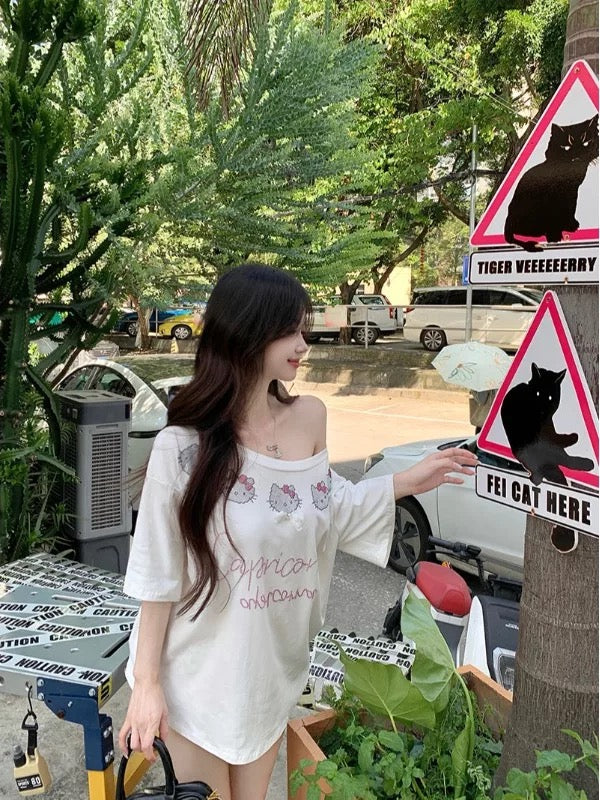 露思style 斜肩烫钻露肩上衣 Lusi Style Rhinestone Off-Shoulder Asymmetric Top