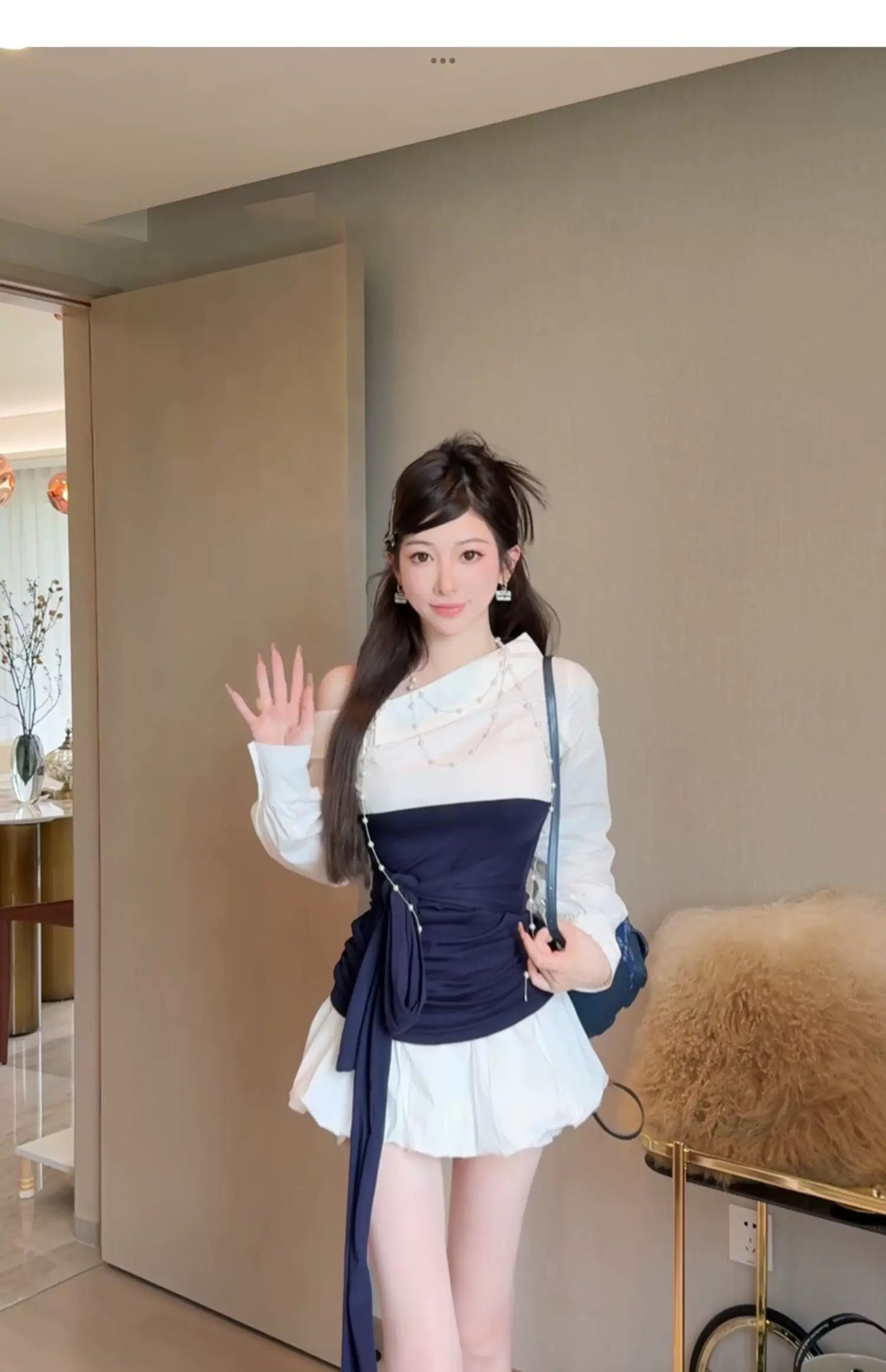 世京欧尼 韩系气质斜肩衬衫+半裙套装 Se-Kyung Unnie Korean-Style Off-Shoulder Shirt & Skirt Set