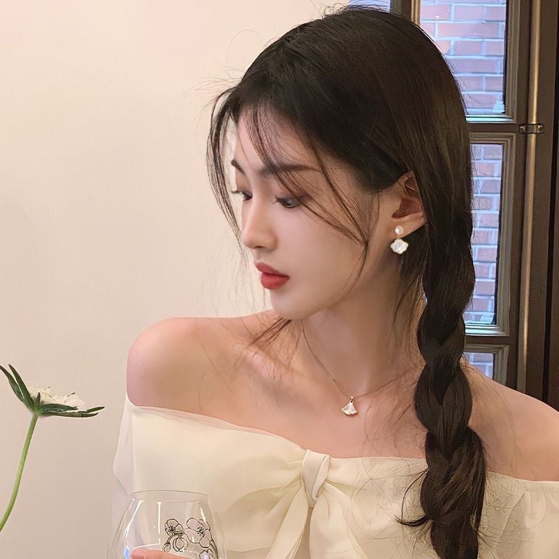 轻奢贝壳 珍珠时尚耳夹耳针 Elegant Shell & Pearl Fashion Earrings – Clip-On & Pierced Styles