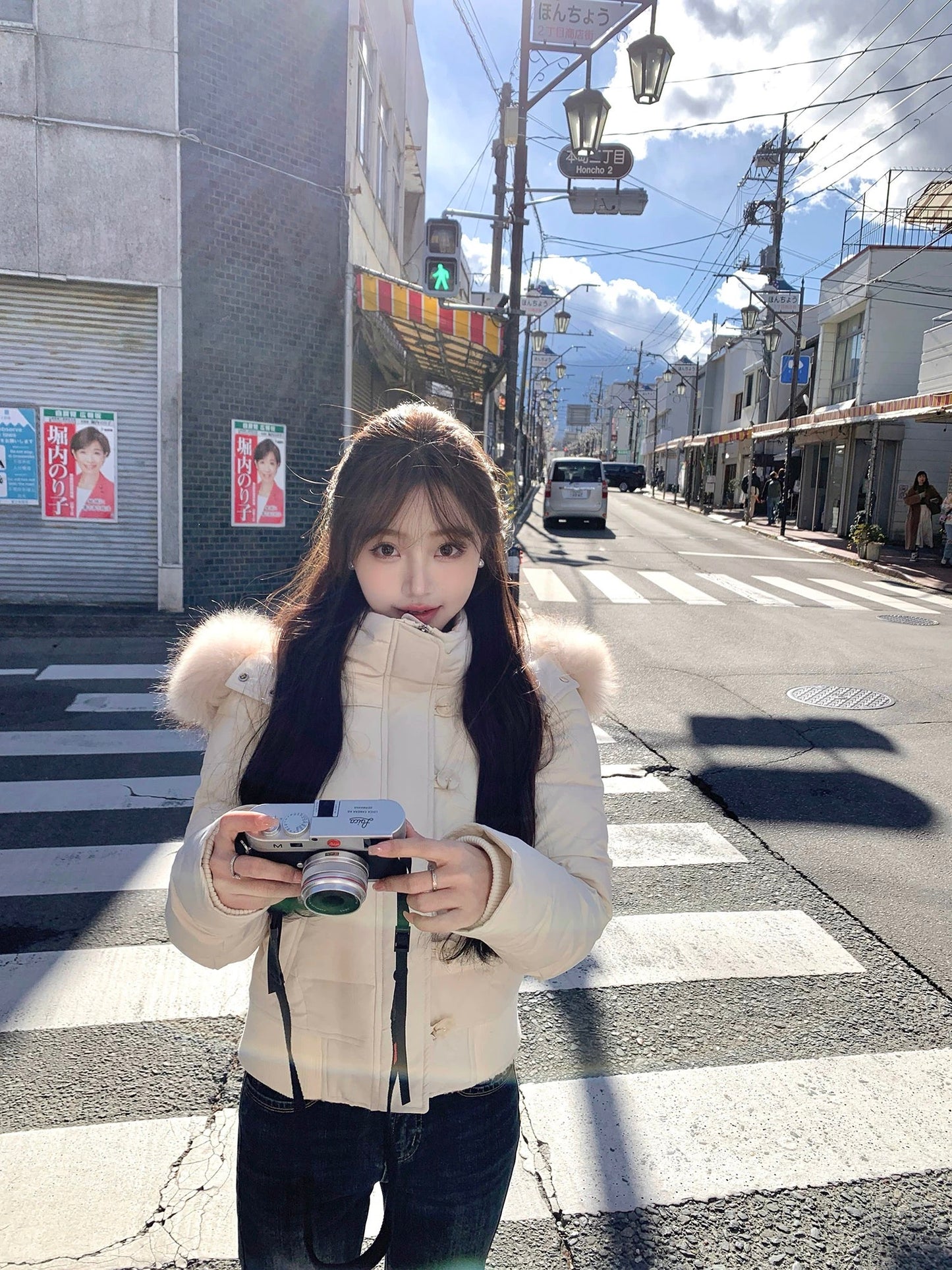 南区菲奥娜 秋冬脱卸帽毛领棉短款羽绒服 Nanqu Fiona Detachable Hood Faux Fur Collar Short Padded Down Jacket