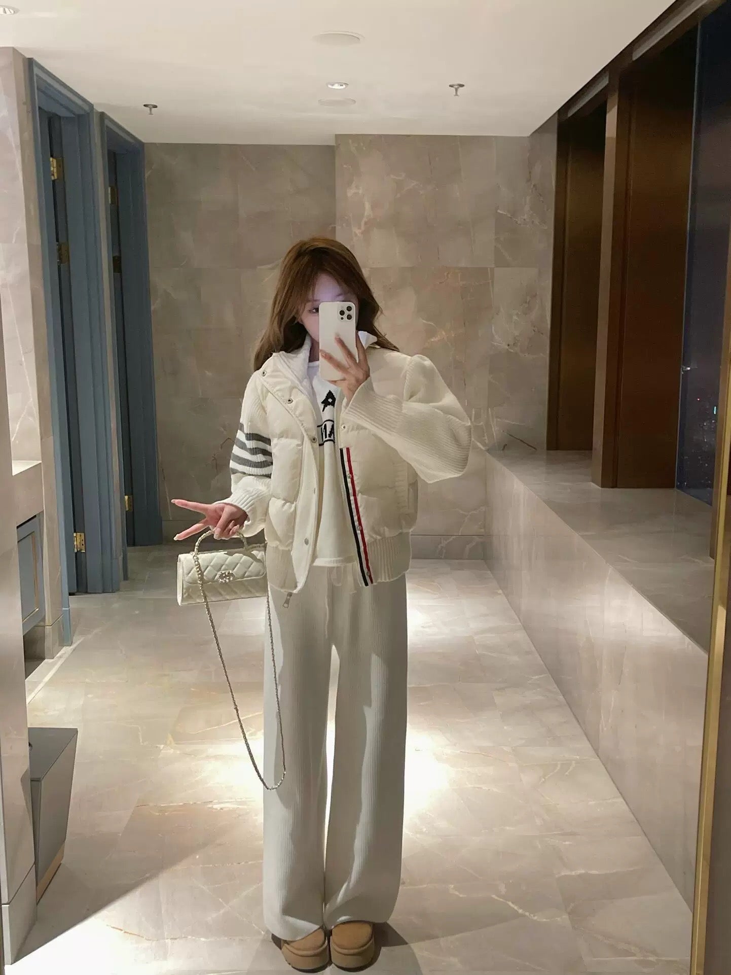 冬日千颂伊 韩系秋冬拼接针织棉轻薄羽绒服 Winter Cheon Song Yi Korean-Style Patchwork Knit Cotton Lightweight Down Jacket