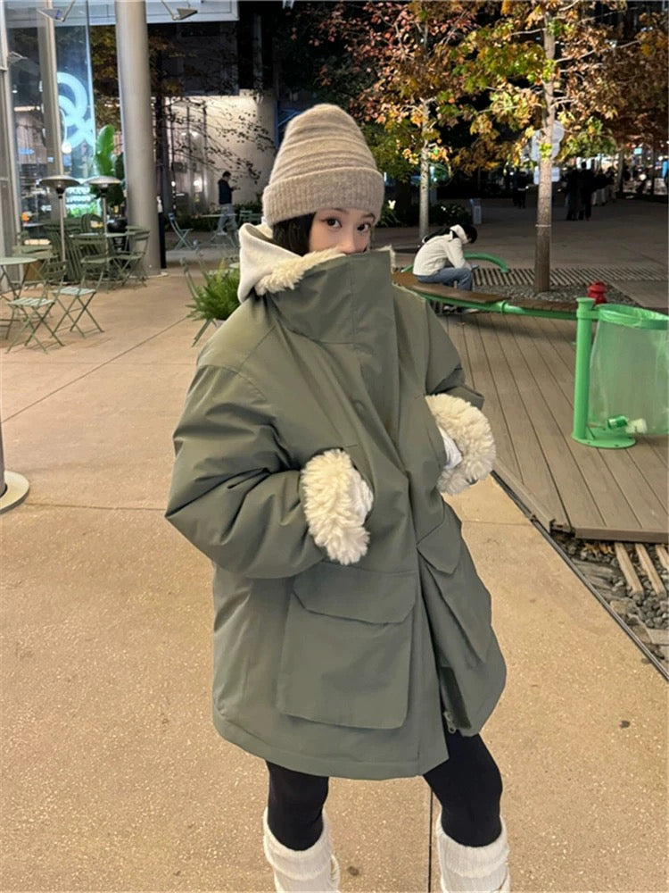 明星日记 秋冬军绿色羊羔毛冲锋衣羽绒服 Celebrity Diary Army Green Shearling-Lined Parka Down Jacket