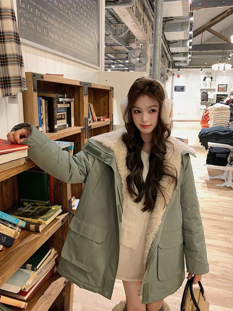 明星日记 秋冬军绿色羊羔毛冲锋衣羽绒服 Celebrity Diary Army Green Shearling-Lined Parka Down Jacket