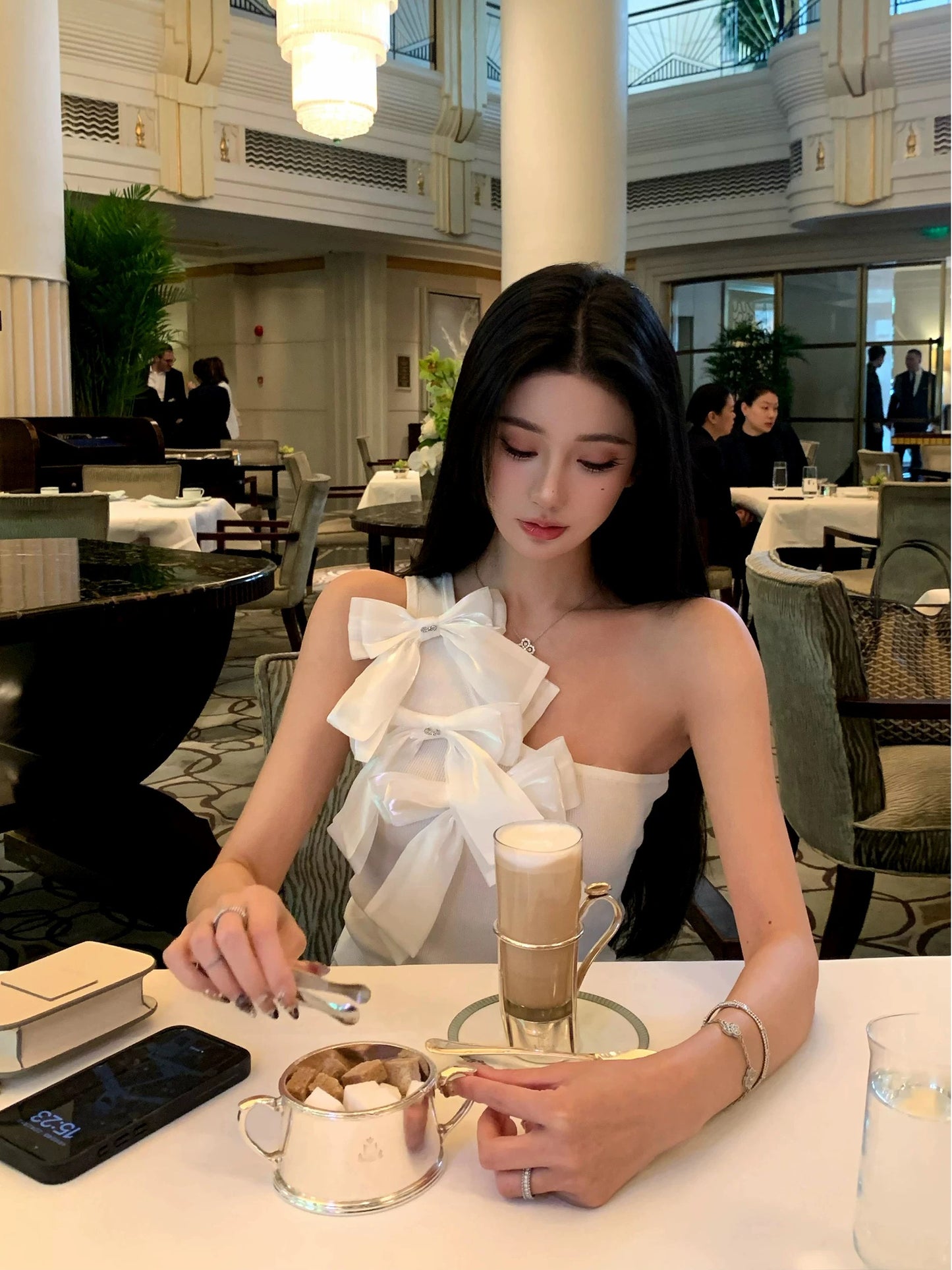 芭比蝴蝶 单肩短款上衣 Barbie Butterfly One-Shoulder Crop Top