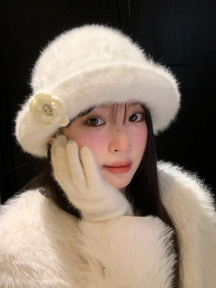 欧爵夫人 山茶花仿兔毛小香风卷边礼帽 Madame Oujue Camellia Faux Rabbit Fur Chanel-Inspired Rolled-Brim Hat