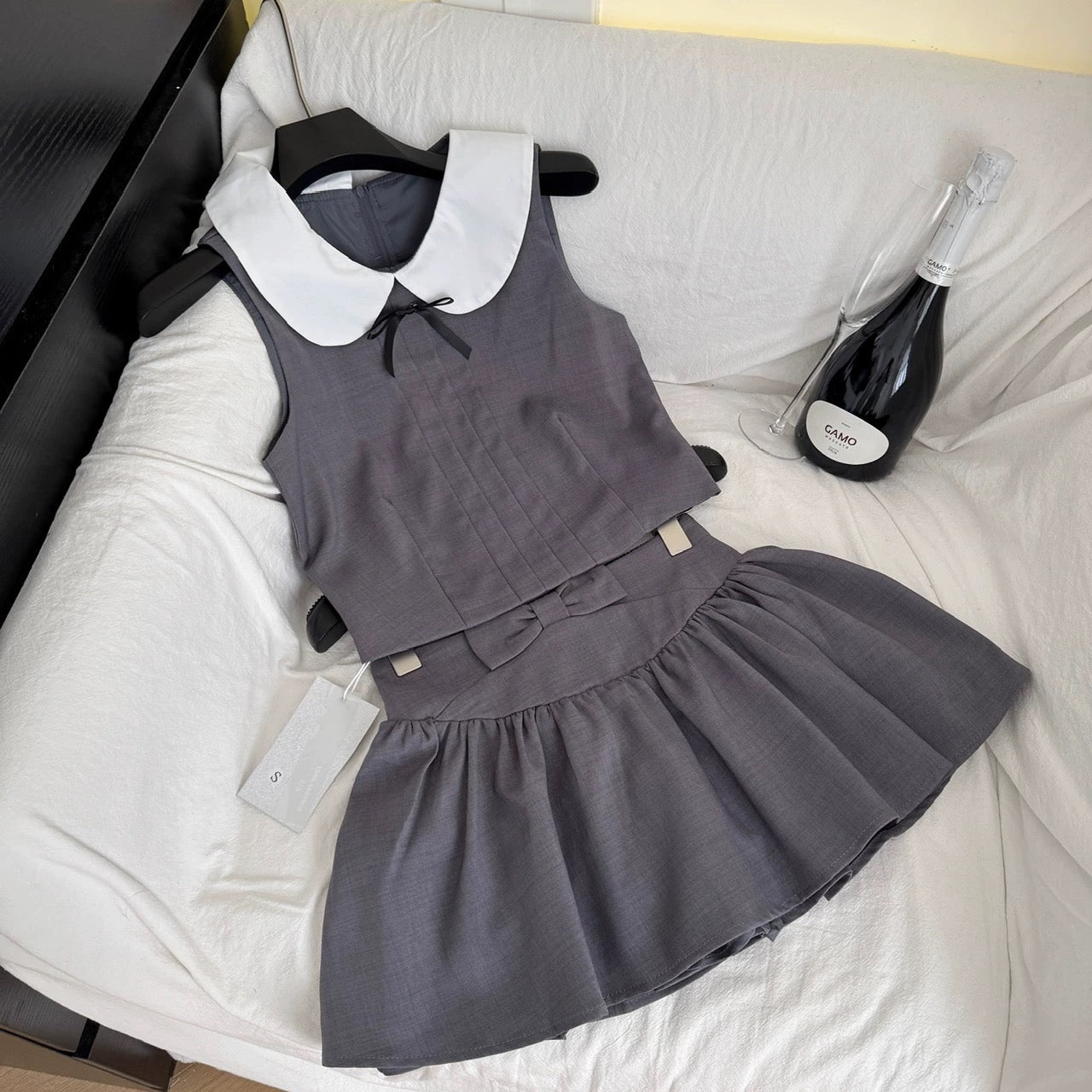 miu系甜菜 学院风马甲半裙套装 Miu-Style Sweet Girl Preppy Vest and Skirt Set