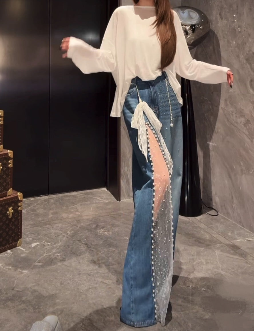 明玉纱依 亮钻珍珠高腰牛仔裤 Mingyu Shayi High-Waisted Jeans with Rhinestones and Pearl Embellishments