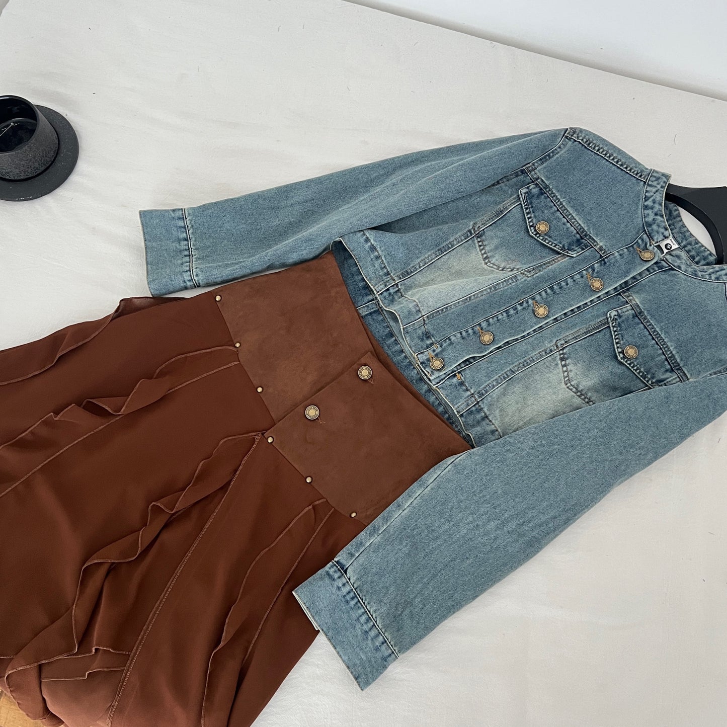 曼城牛仔 短款牛仔外套不规则半裙套装 Manchester Cowboy Short Denim Jacket & Asymmetrical Skirt Set