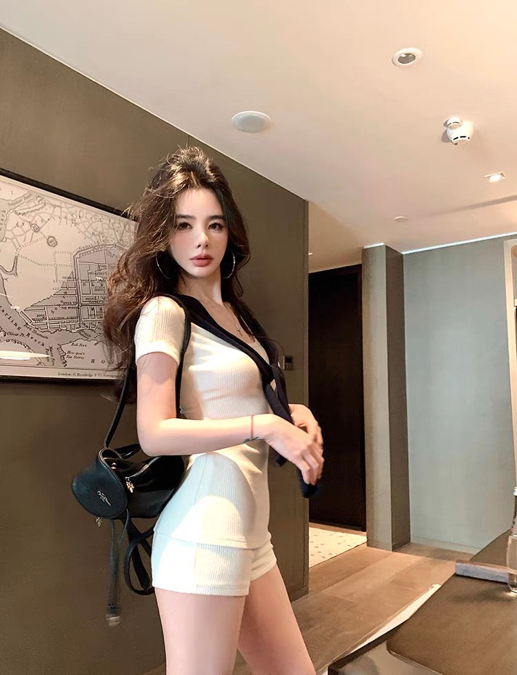 极简少女 气质轻熟简约三件套 Minimalist Girl – Elegant & Effortless 3-Piece Set