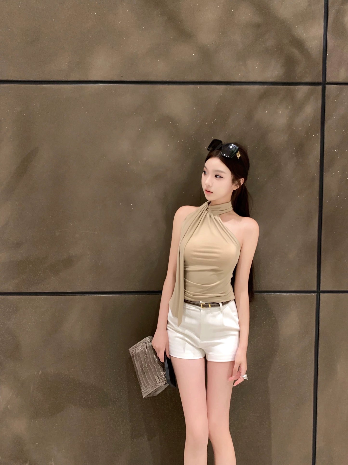 精致名媛 挂脖弹性性感上衣 Elegant Socialite - Halter Neck Stretchy Sexy Top