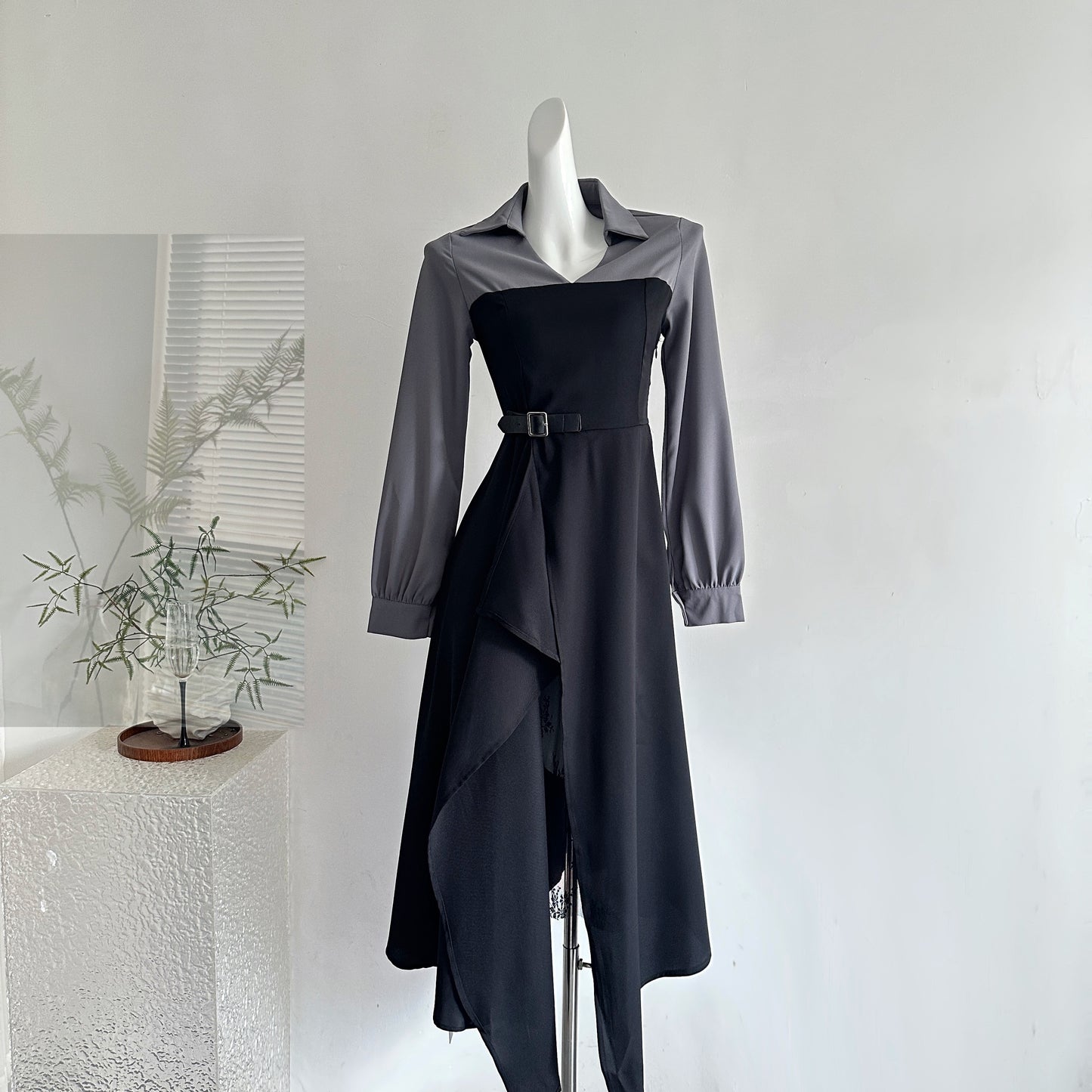 松羽珊 长袖蕾丝假两件连衣裙 Songyushan Long Sleeve Lace Faux Two-Piece Dress