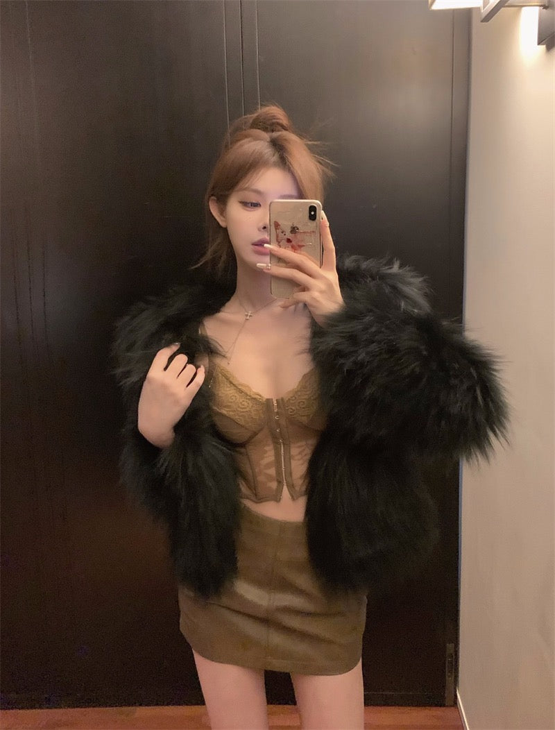 草莓布蕾 蕾丝内搭外穿小背心上衣 Strawberry Brûlée Lace Camisole Top – Wear Alone or as Inner Layer