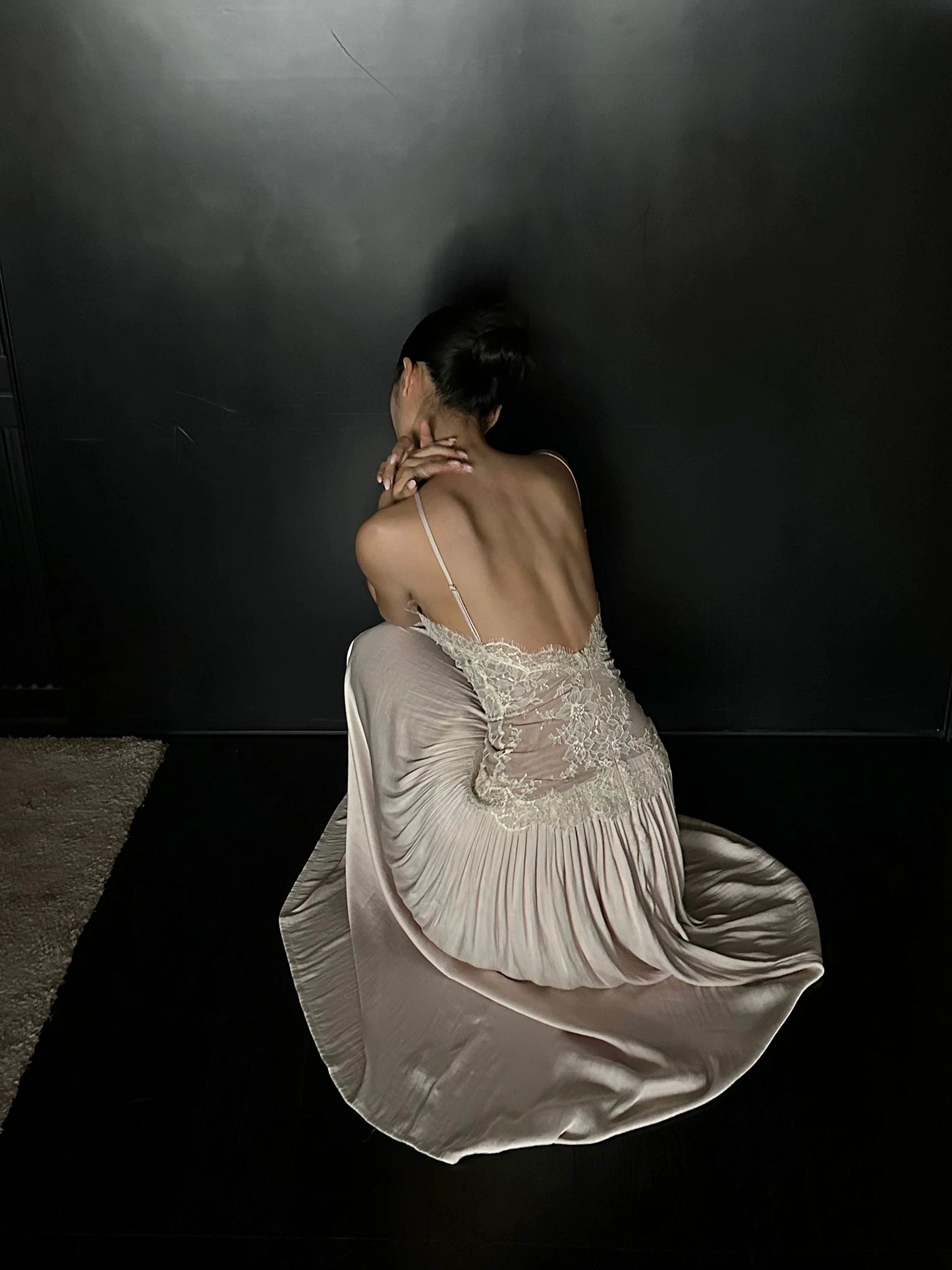 蕾雅歌舞 气质名媛露背连衣裙 Leia Dance Elegant Socialite Backless Dress