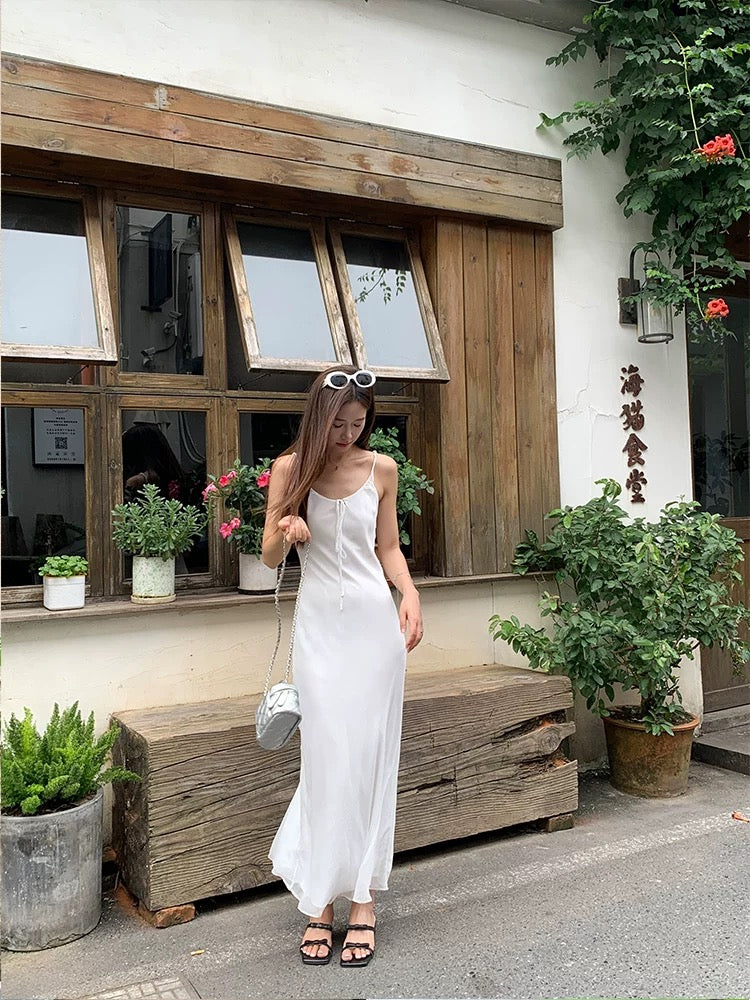 你很漂亮 百搭纯白单一连衣裙 A beautiful - versatile plain white dress