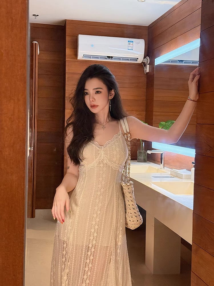 高级浪漫 蕾丝修身设计感白色长裙 High-end romantic stylish design white lace dress