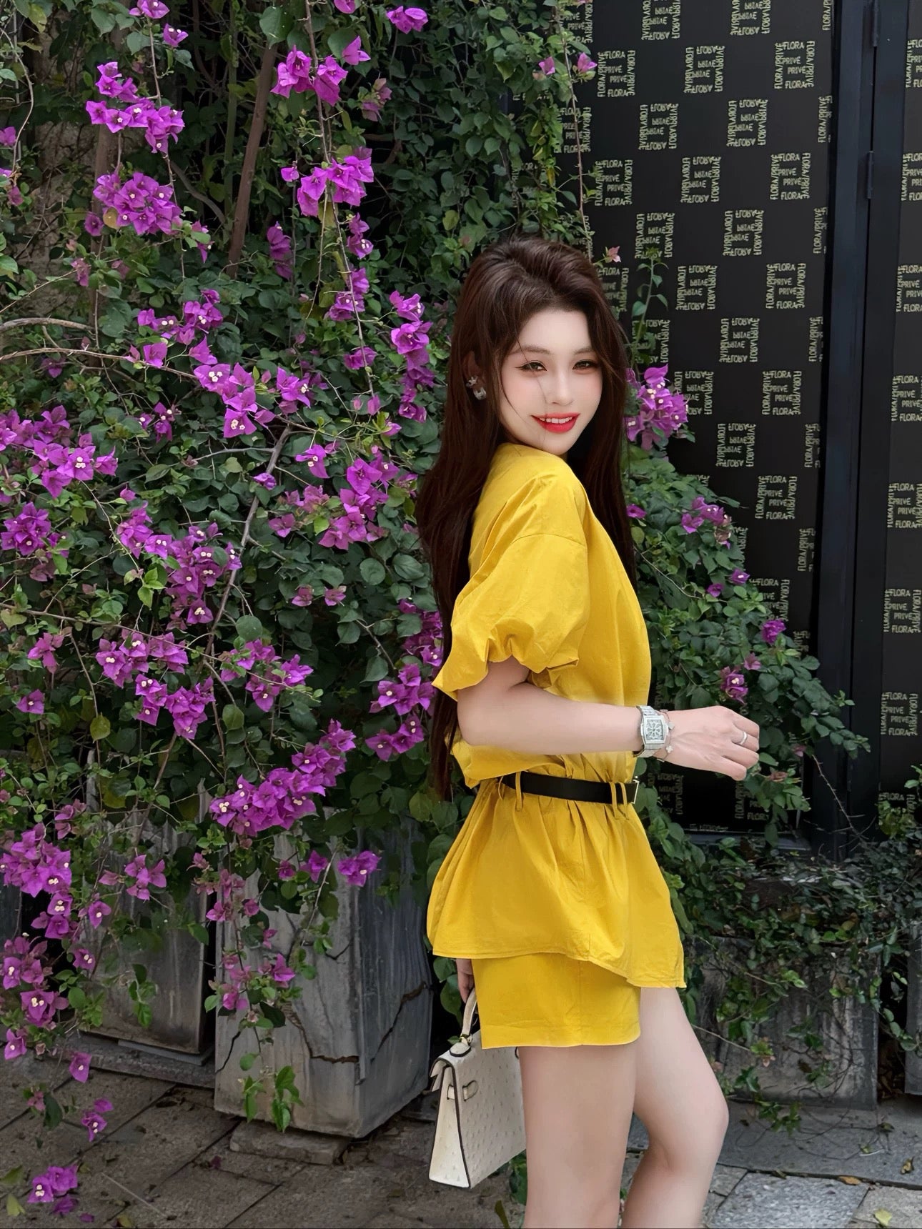 明媚阳光 泡泡袖上衣气质套装 Sunny Elegance – Puff Sleeve Top & Chic Set