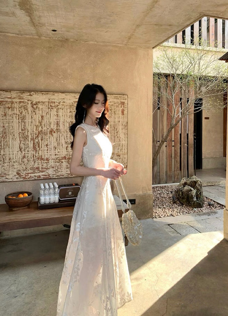 百变公主 温柔风一衣多穿连衣裙 Versatile Princess – Soft Feminine Multi-Way Dress