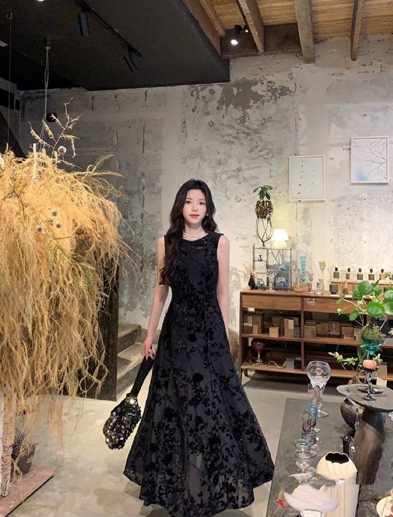 百变公主 温柔风一衣多穿连衣裙 Versatile Princess – Soft Feminine Multi-Way Dress