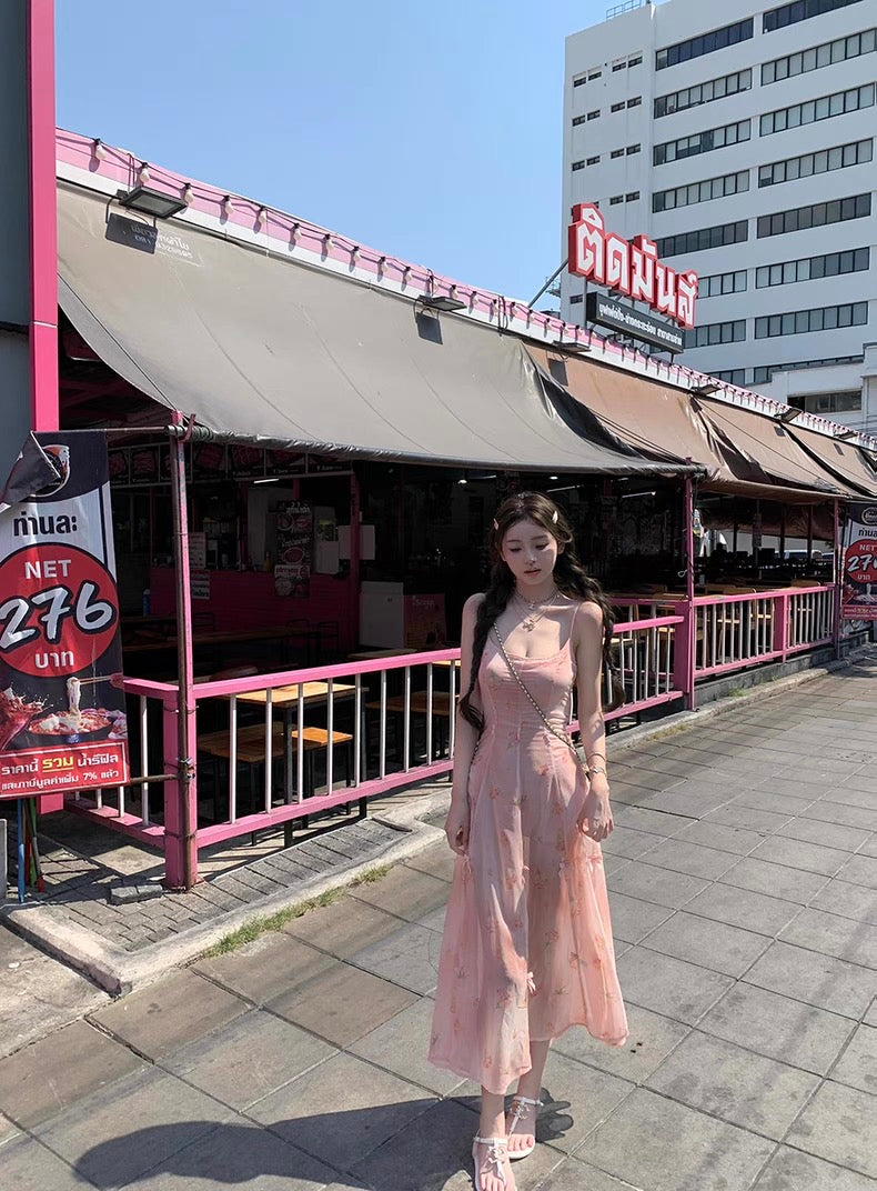 自由浪漫 折叠穿法花瓣连衣裙 Free-Spirited Romantic Petal Dress with Foldable Styling