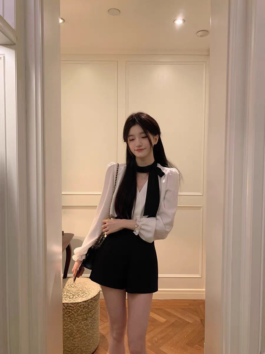 赫本早晨 黑白衬衫高腰短裤气质套装 Hepburn morning style: black and white shirt with high-waisted shorts set