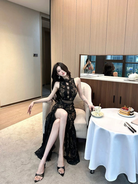 蕾丝女王 性感无袖蕾丝露背连衣裙 Lace Queen – Sexy Sleeveless Backless Lace Dress