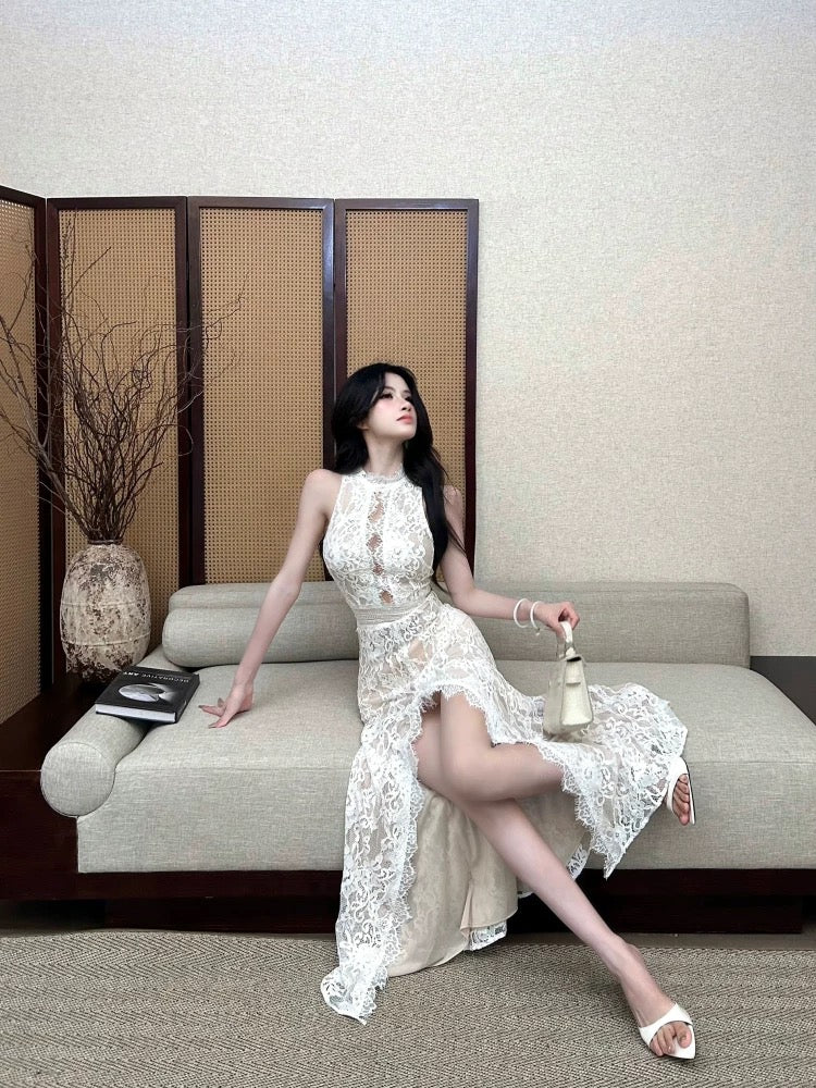 蕾丝女王 性感无袖蕾丝露背连衣裙 Lace Queen – Sexy Sleeveless Backless Lace Dress
