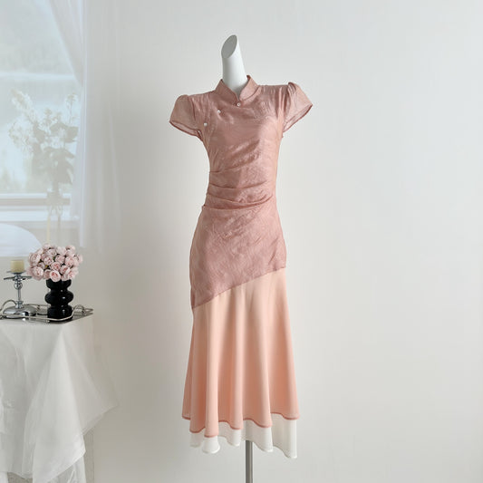 ēØč ę°äøå¼ē²č²ęč¢ Petite Daisy Neo-Chinese Vintage Improved Qipao Cheongsam