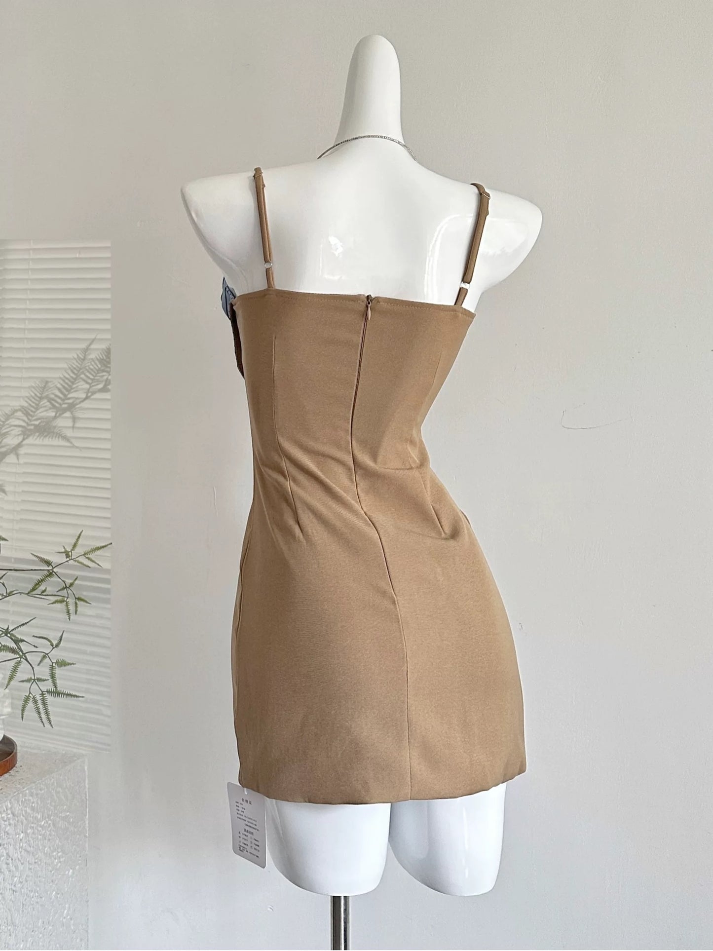 玫瑰热浪 法式高级感衬衫包臀连衣裙 Rose Heatwave French-Style Elegant Shirt Bodycon Dress