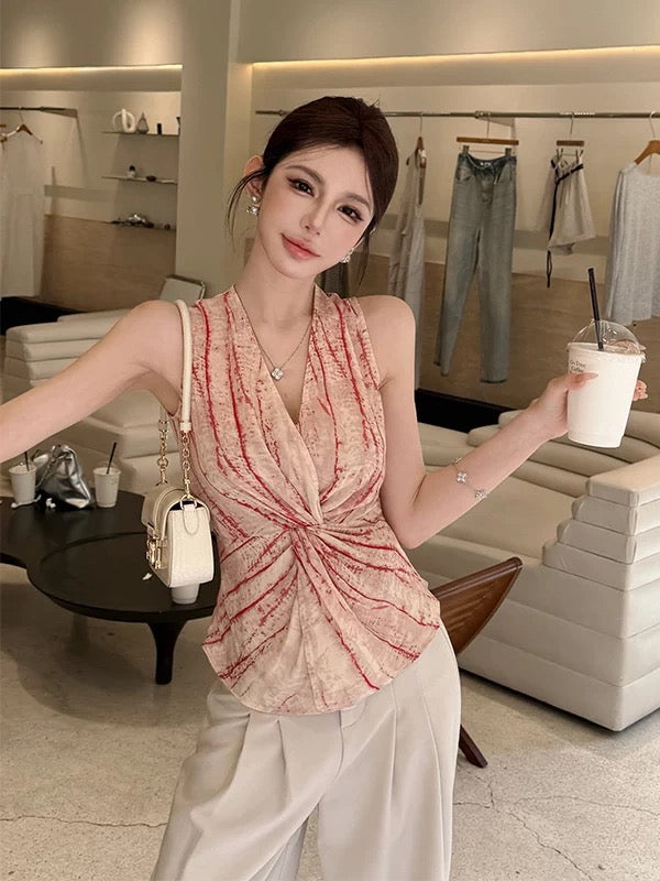 细致法则 设计感老钱风上衣 The Fine Rule – Designer Old Money Style Top