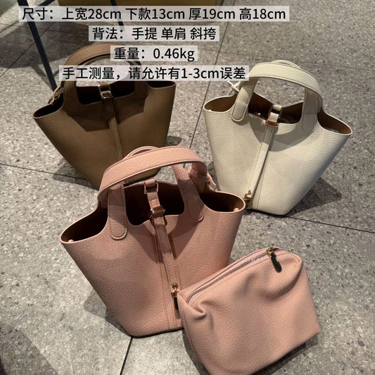 Creamy Bucket Tote Bag