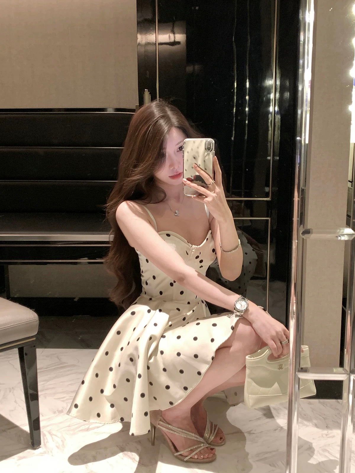 韩式波点 短裙波点裙收腰连衣裙 Korean-Style Polka Dot Short Dress with a Cinched Waist