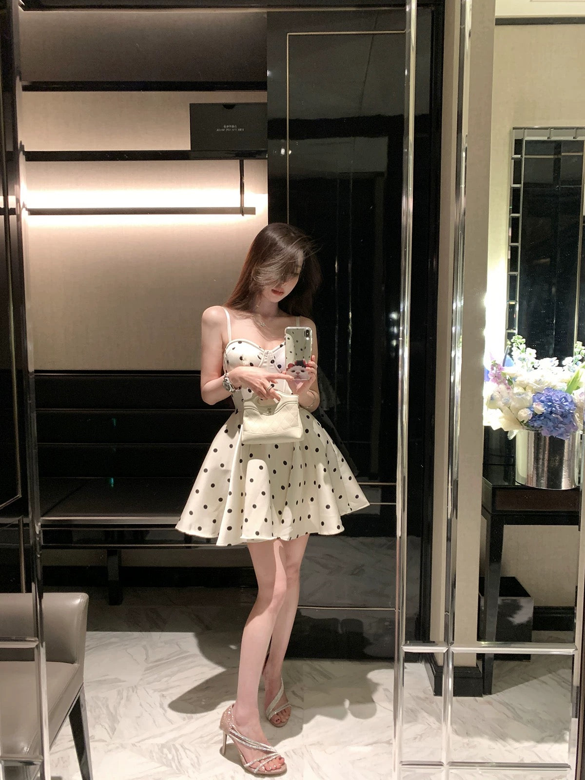 韩式波点 短裙波点裙收腰连衣裙 Korean-Style Polka Dot Short Dress with a Cinched Waist