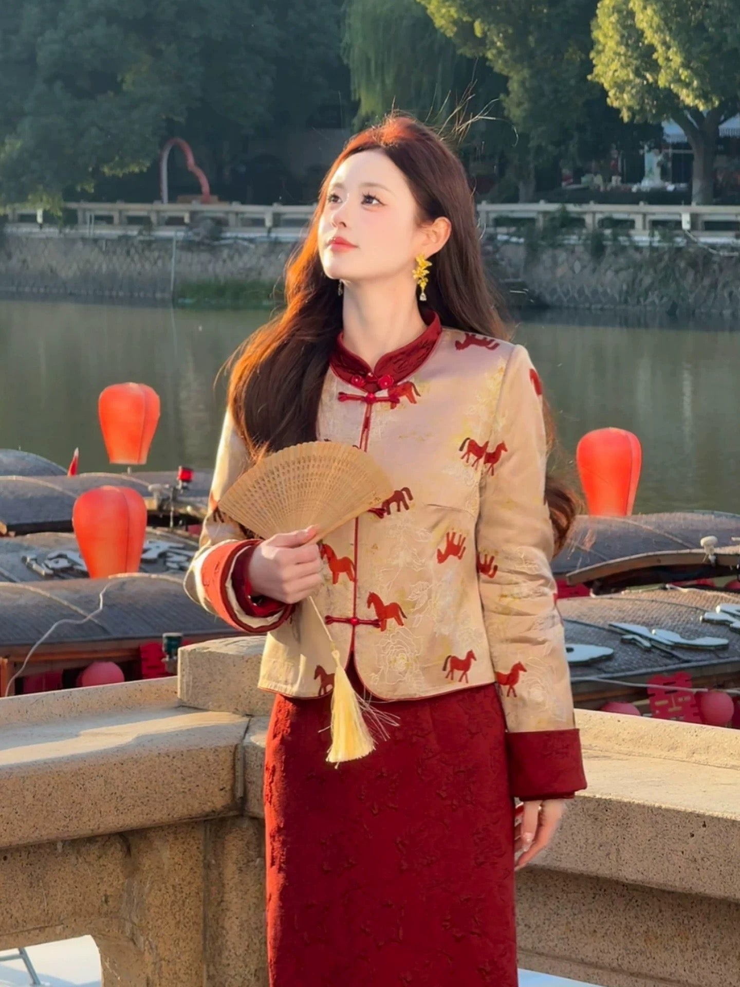 放马川 新中式撞色旗袍外套套装 Wild Rose & River | Contrast Trim New Chinese Jacket & Cheongsam Set