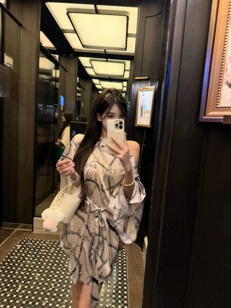 沪上千金 斜肩系带老钱风丝巾连衣裙 Shanghai Socialite Asymmetrical Tie-Strap Scarf Dress in Old Money Style