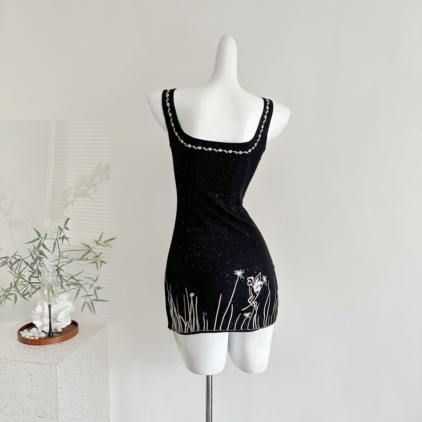 星河缪斯 复古刺绣开叉连衣裙 Galaxy Muse Vintage Embroidered Slit Dress