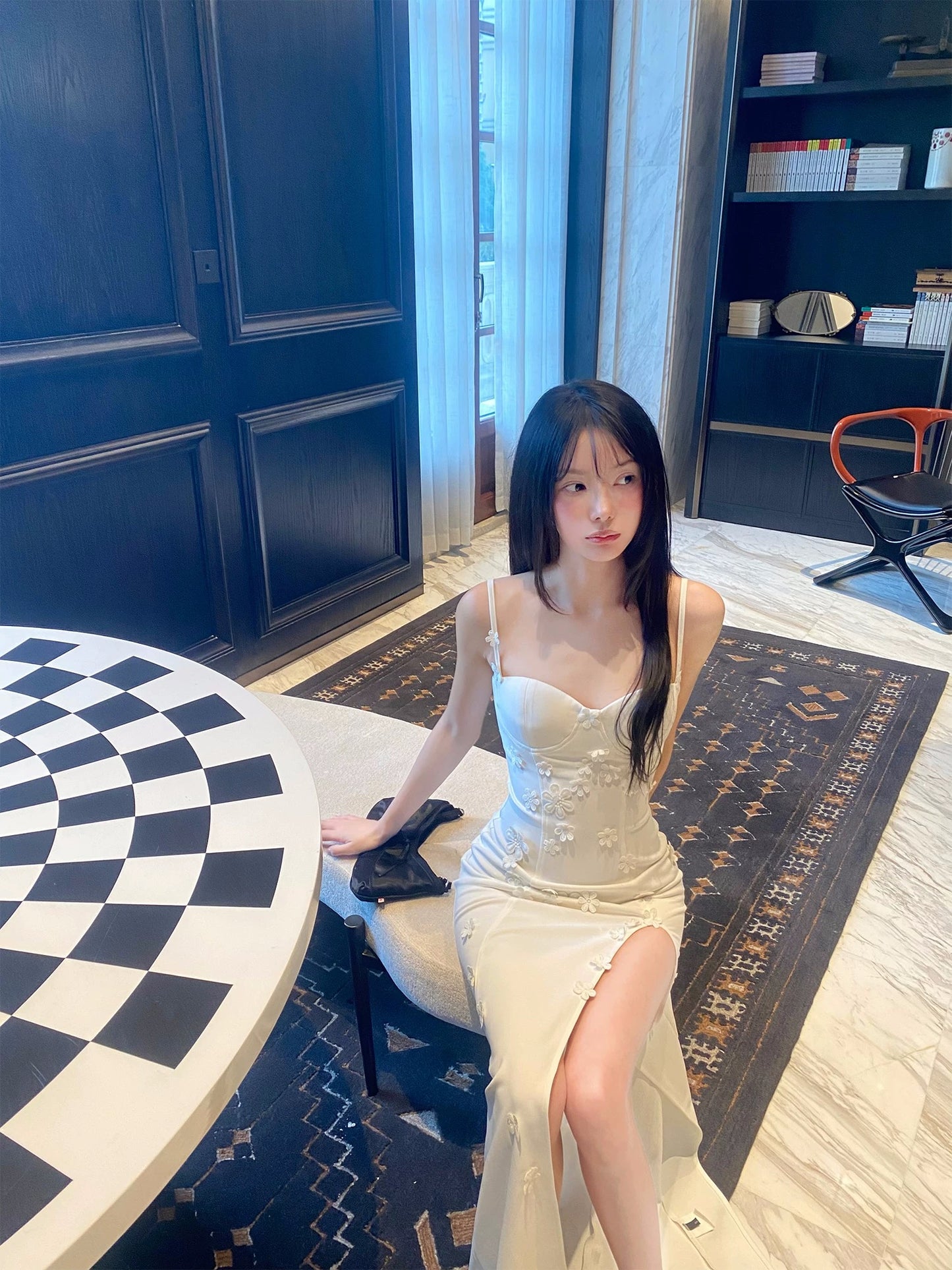 白色约定 立体花朵开叉连衣裙 White Promise 3D Floral Slit Dress