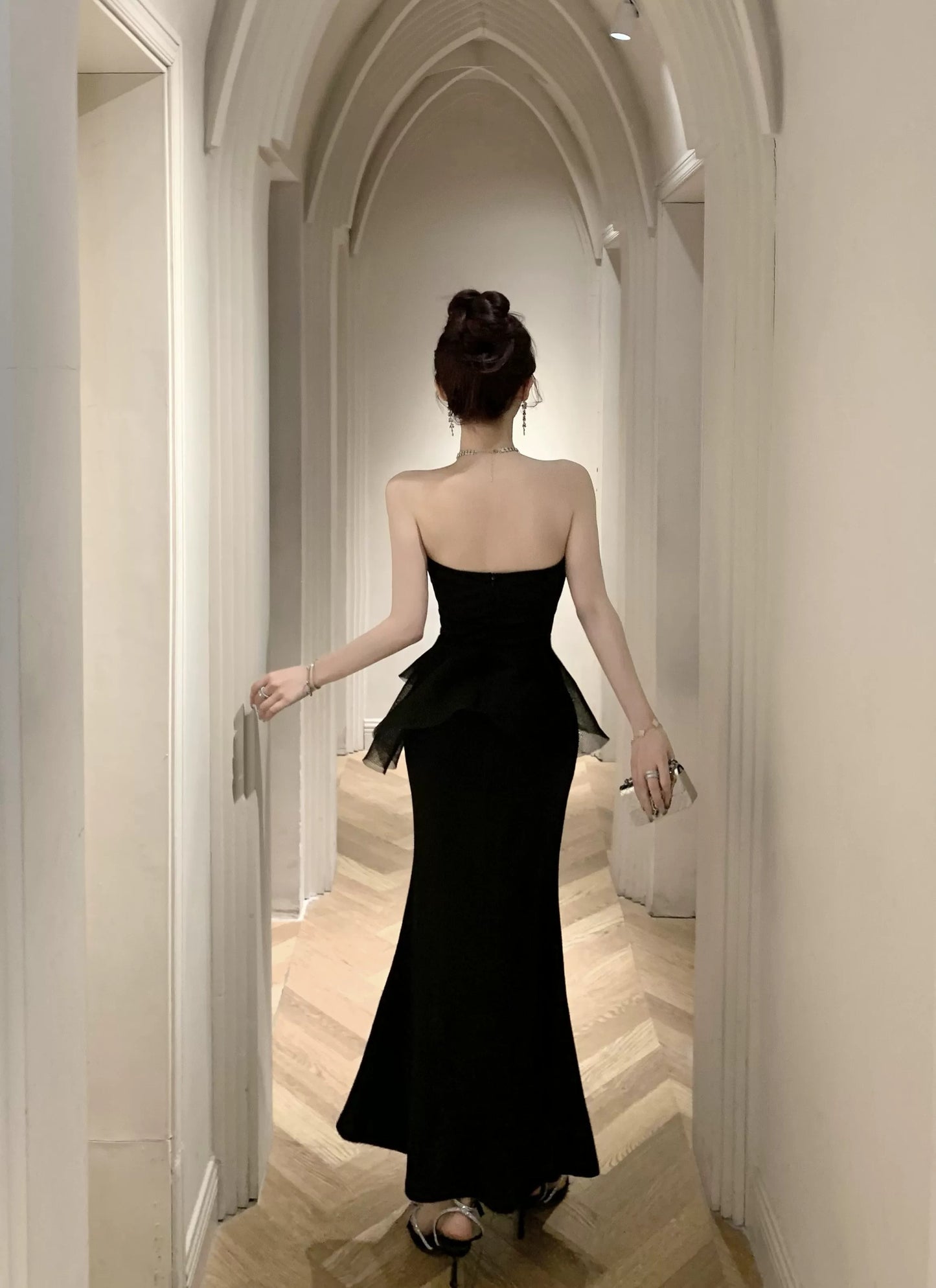 姐姐聚会 性感抹胸法式气质连衣裙 Sister’s Gathering Sexy Strapless French-Style Elegant Dress