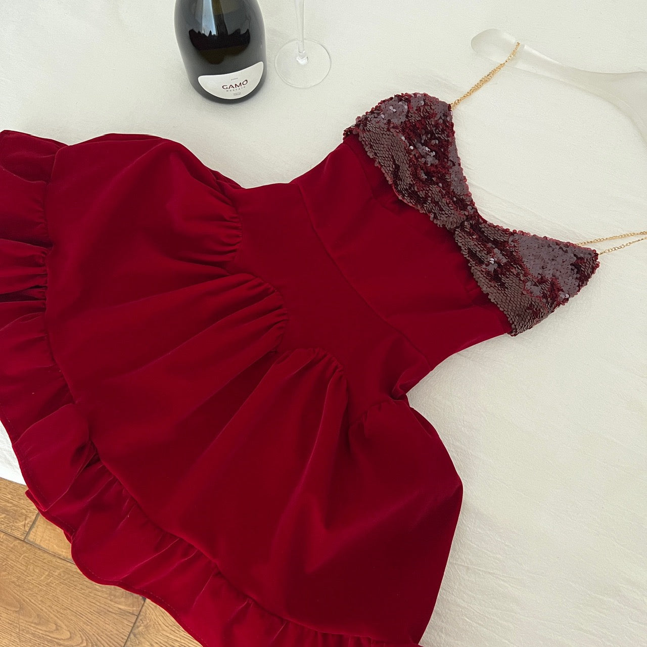 顶美打造 重工款V领丝绒吊带连衣裙 Delicately Crafted Velvet V-Neck Slip Dress by Dingmei