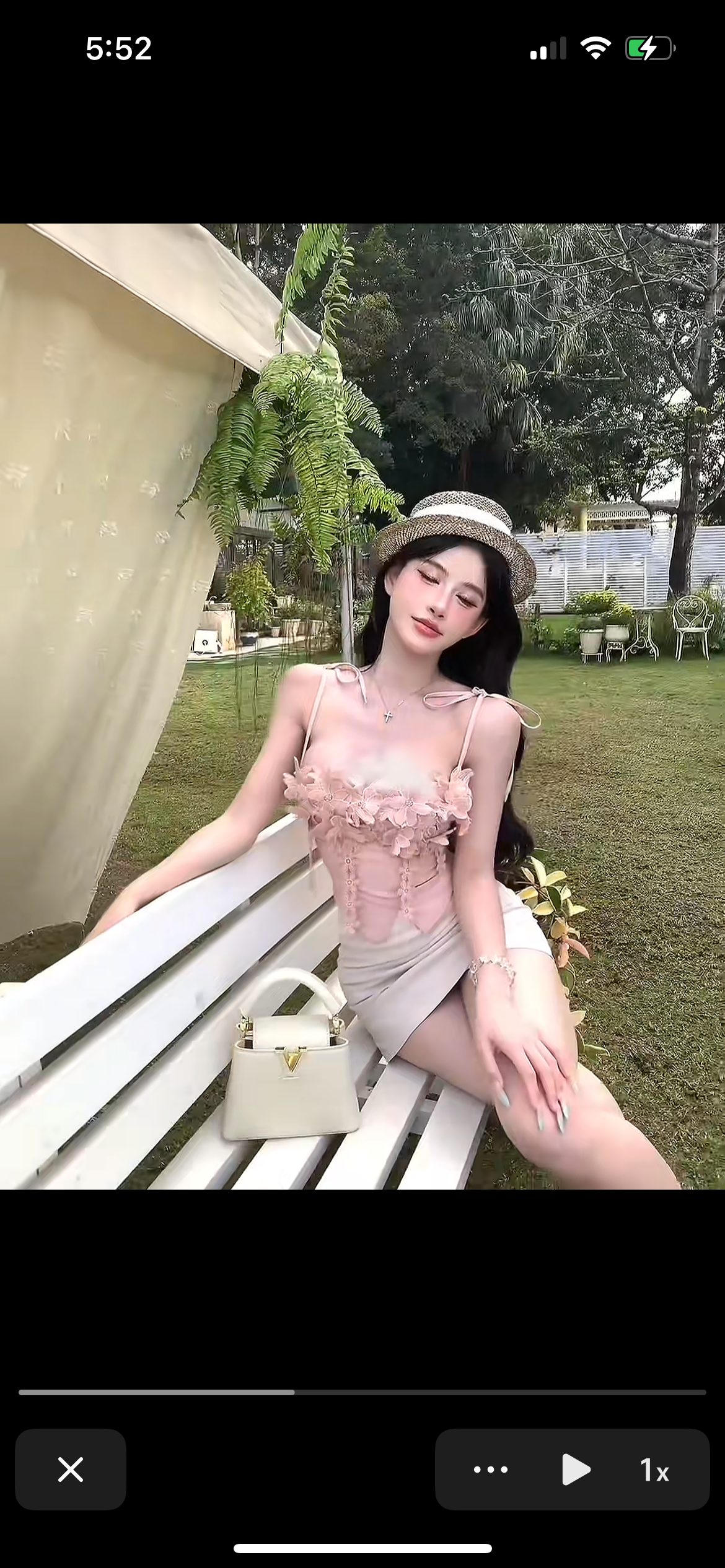绣花杏雨 花花泰式抹胸上衣 Apricot Rain Floral Thai-Style Tube Top