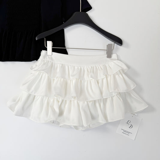 乖乖女日常 奶香上衣蛋糕裙套装 Sweet Girl Daily Outfit: Milky Top and Tiered Cake Skirt Set