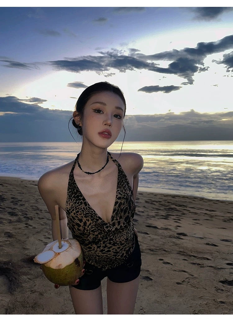 豹纹辣妹 性感挂脖豹纹吊带上衣 Leopard Print Baddie Sexy Halter Leopard Cami Top