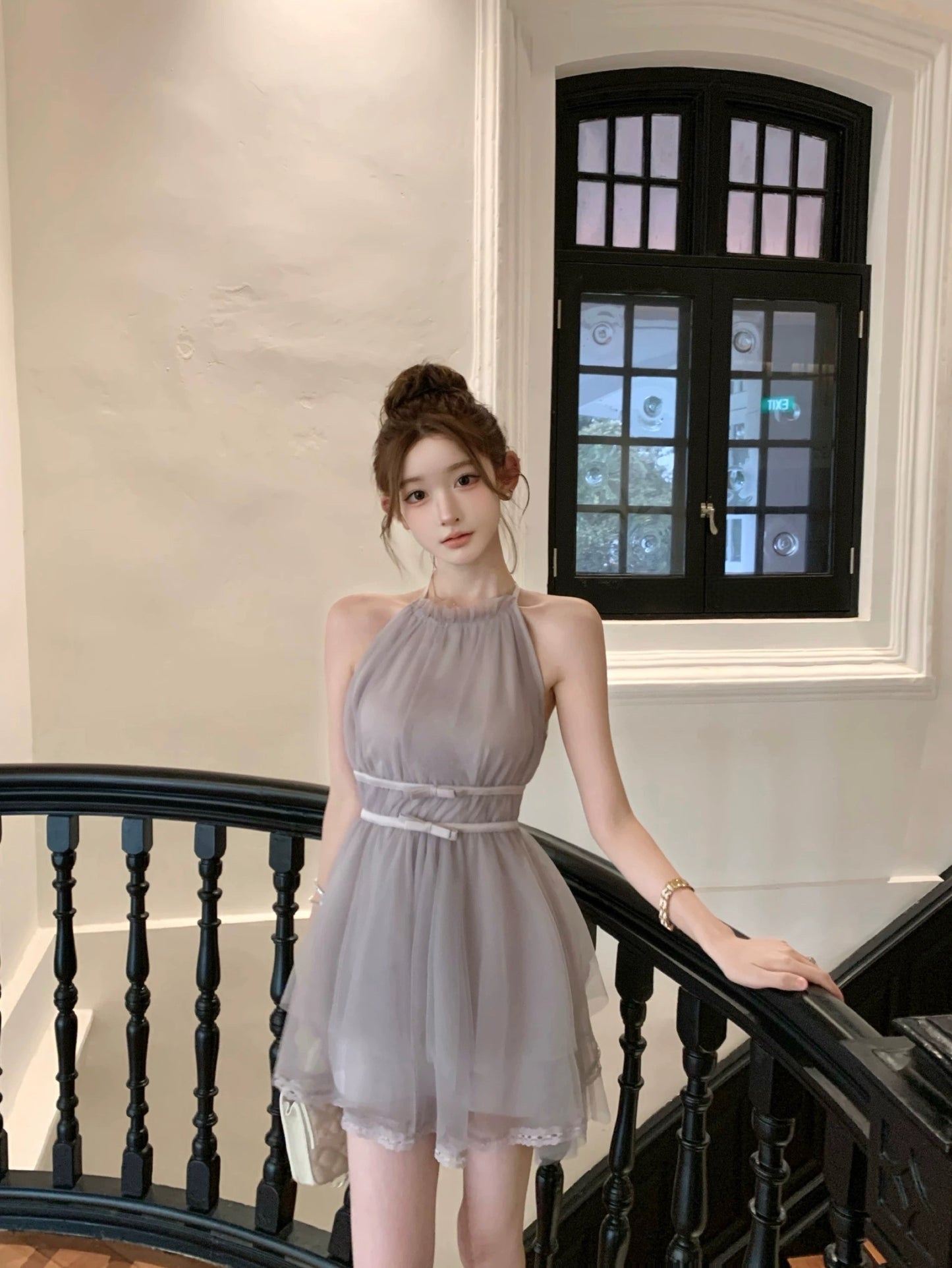 Sorbet微醺 裸粉雾紫色挂脖不规则连衣裙 Sorbet Tipsy Halter Neck Asymmetrical Dress in Nude Pink and Misty Purple
