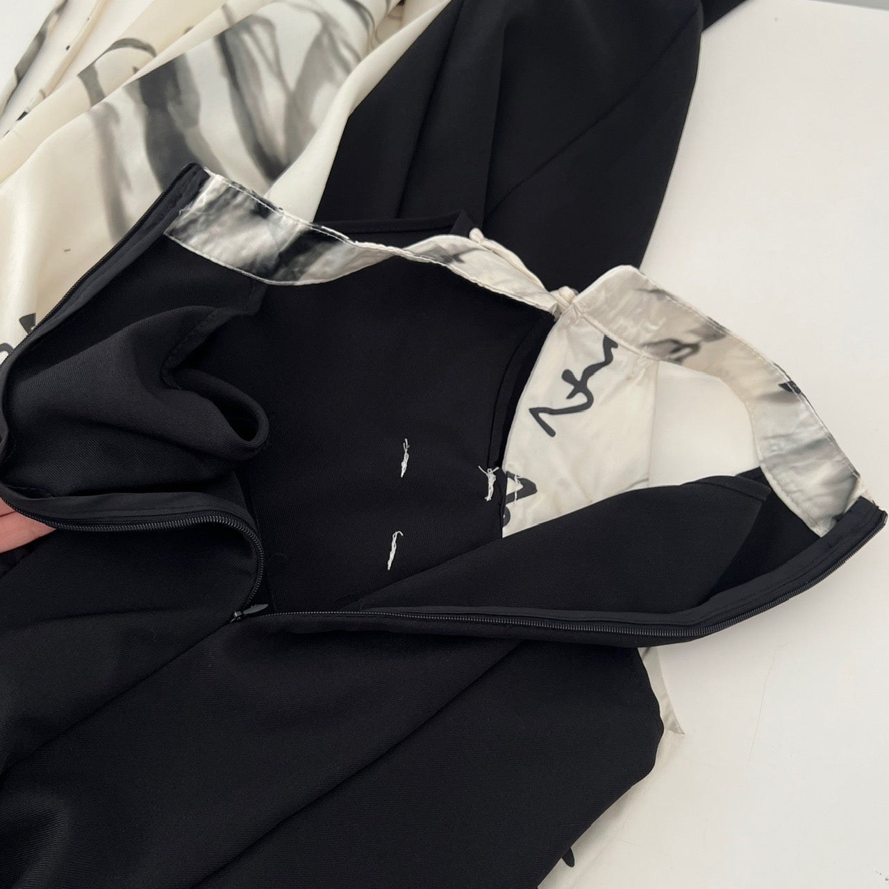 热巴美学 新中式国风书法旗袍连衣裙 Dilraba Aesthetics New Chinese Style Calligraphy Qipao Dress