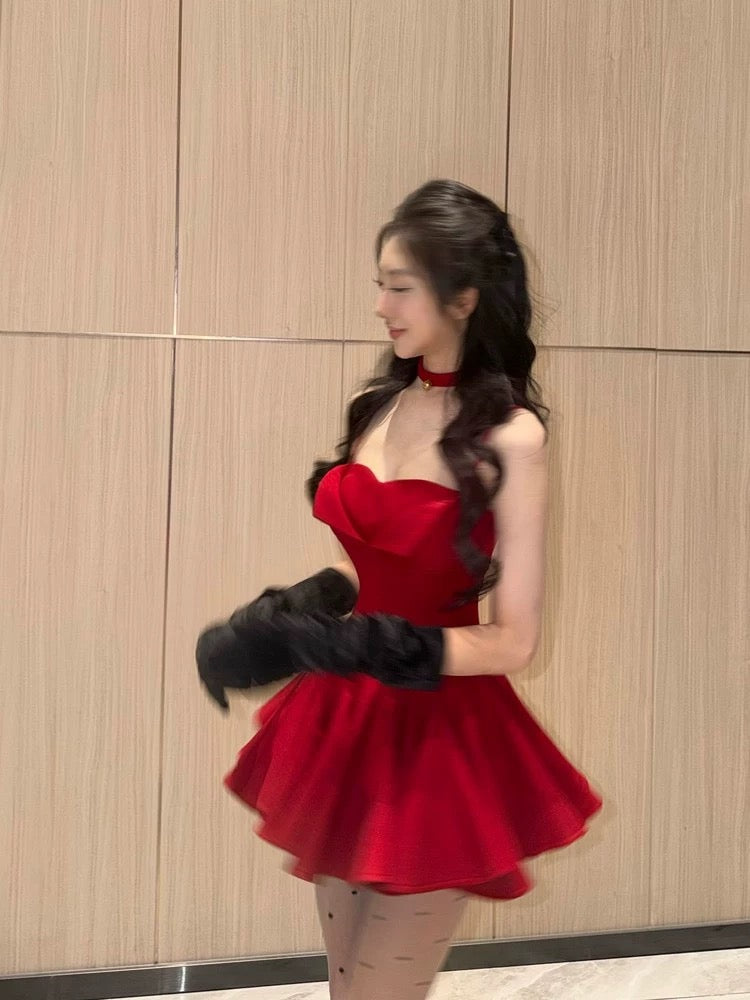 呛口小辣椒 甜辣风吊带带胸垫红色连衣裙 Sweet-and-Spicy Style Red Spaghetti-Strap Padded Dress