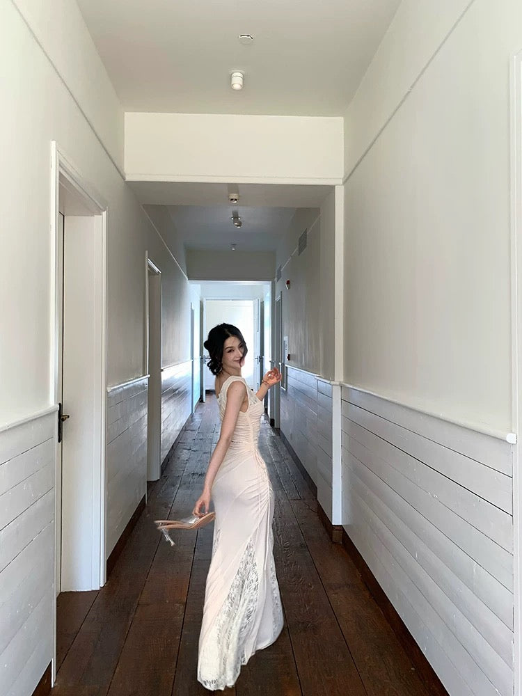 法式香氛 斜肩蕾丝连衣裙French-Inspired Fragrance One-Shoulder Lace Dress