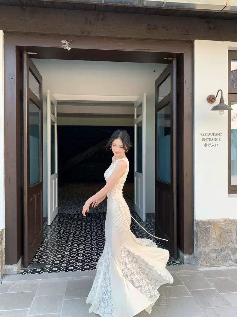 法式香氛 斜肩蕾丝连衣裙French-Inspired Fragrance One-Shoulder Lace Dress