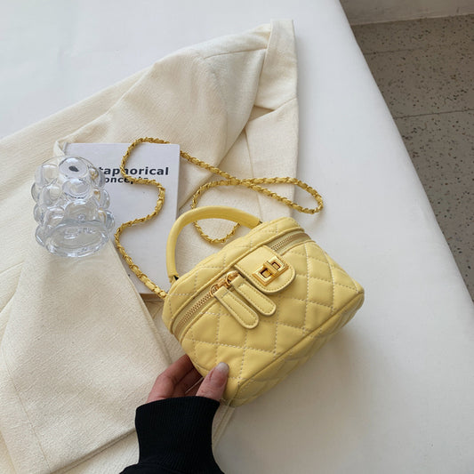 夏季百搭链条斜挎包 (黄色) Summer Stylish Sloping Bag (Yellow)