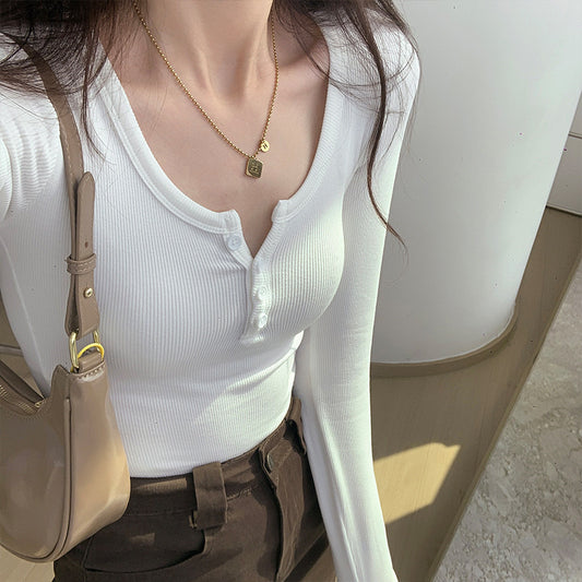 U领修身露锁骨上衣 U-neck Slim Collarbone Top