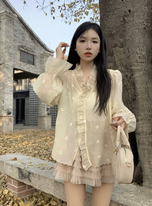 复古荷叶边刺绣上衣 Vintage Lotus Leaf Edged Embroidered Top