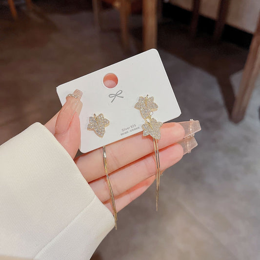 晶叶枫华 - 韩版设计款不对称耳环 Crystal Maple Elegance Earrings